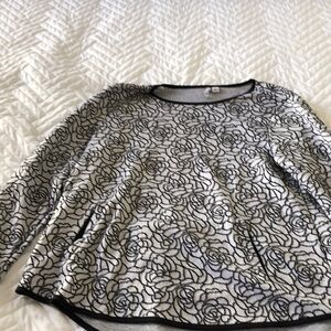 Women’s Shirt black and white